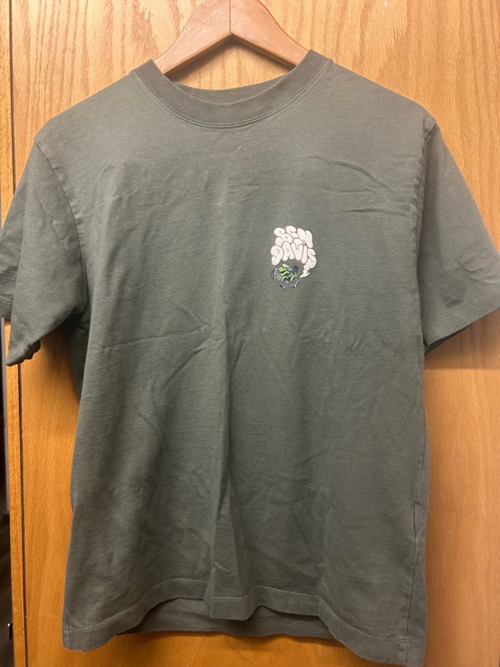 Ben Davis World Toughest Gorilla Graphic Men’s Small T-Shirt